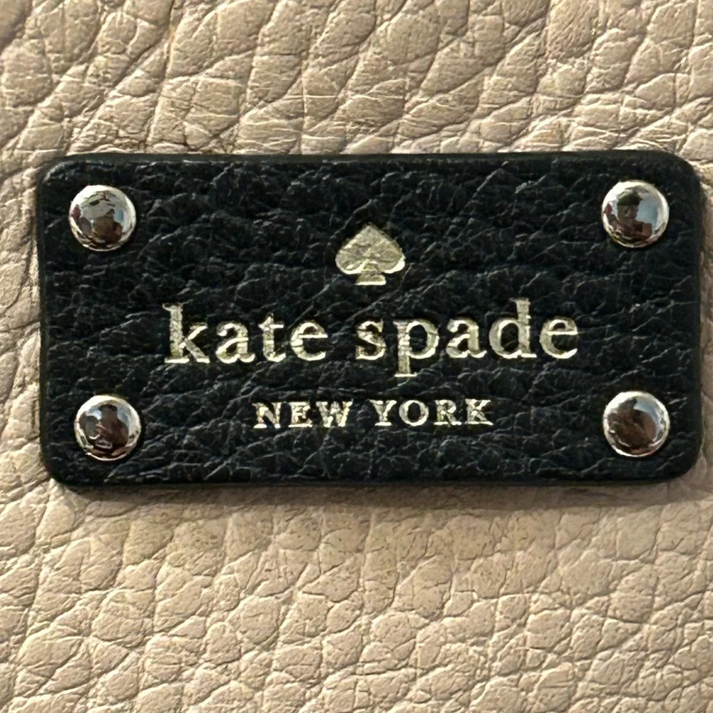 Kate Spade Black and Cream Pebbled Leather Shoulder Bag 11” x 10” NWOT - Picture 17 of 17